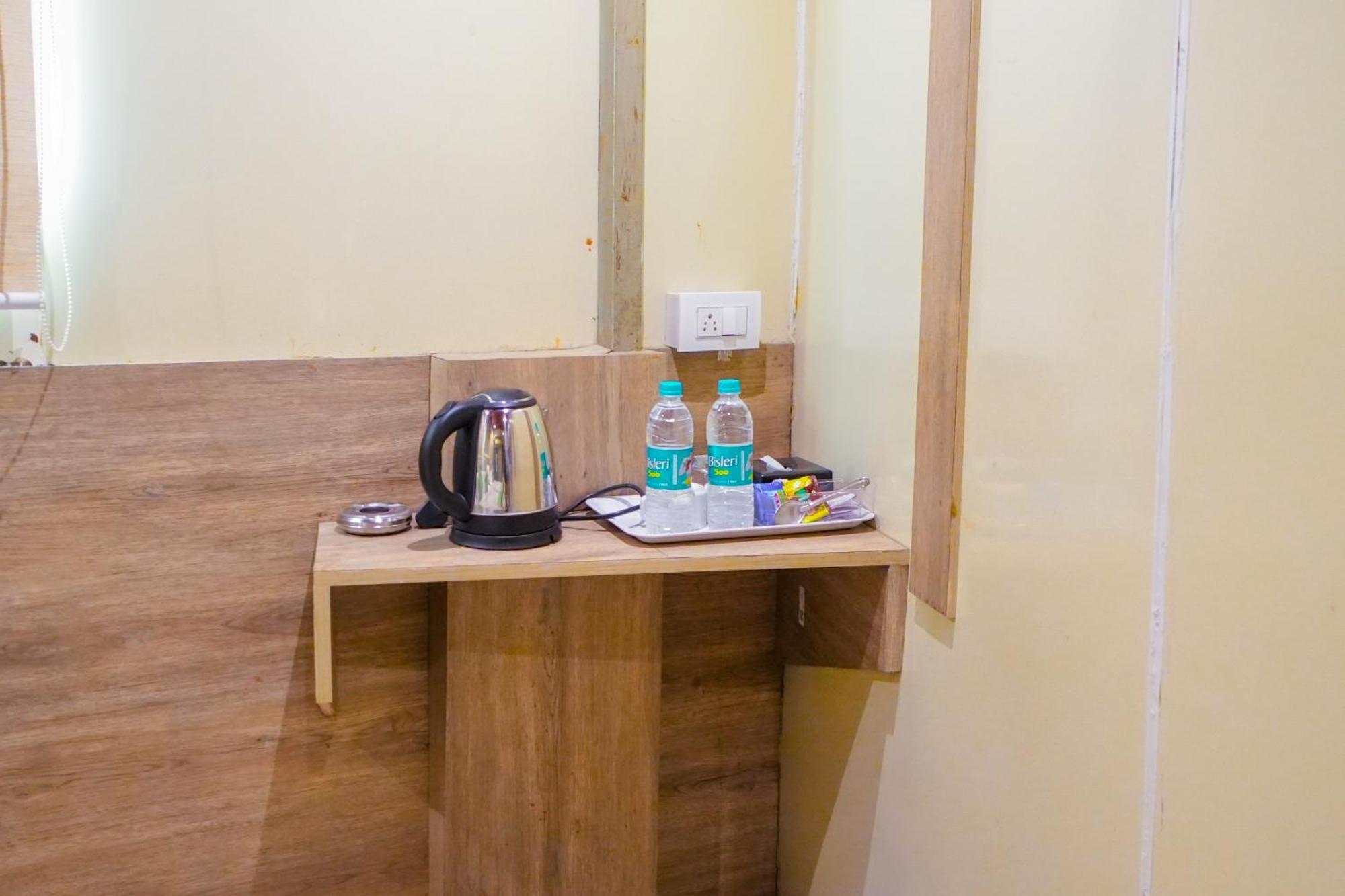 Hotel Skylink Hospitality Mahalaxmi Bombay Eksteriør billede