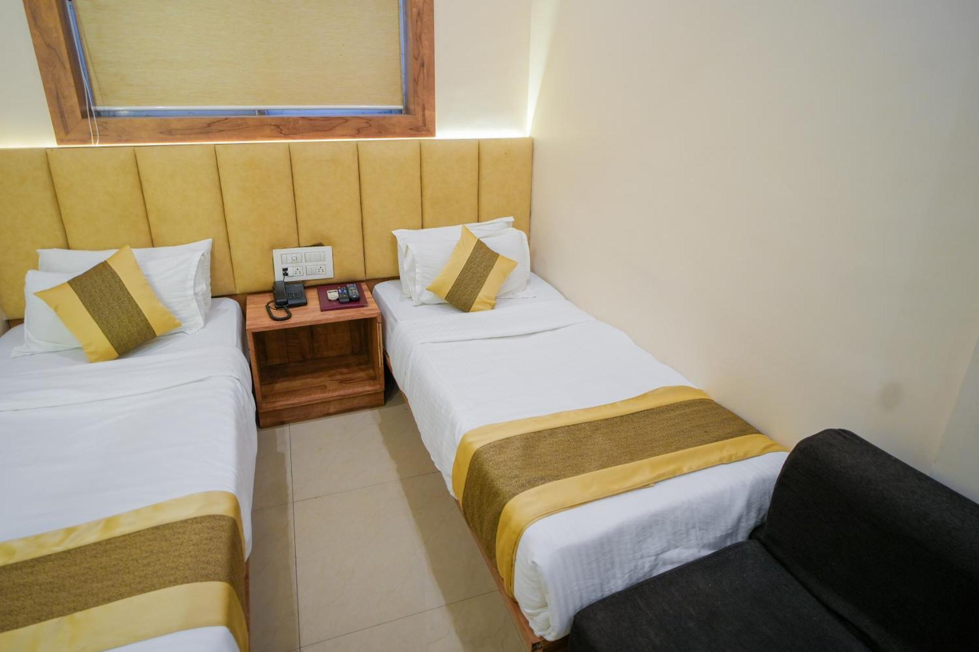 Hotel Skylink Hospitality Mahalaxmi Bombay Eksteriør billede