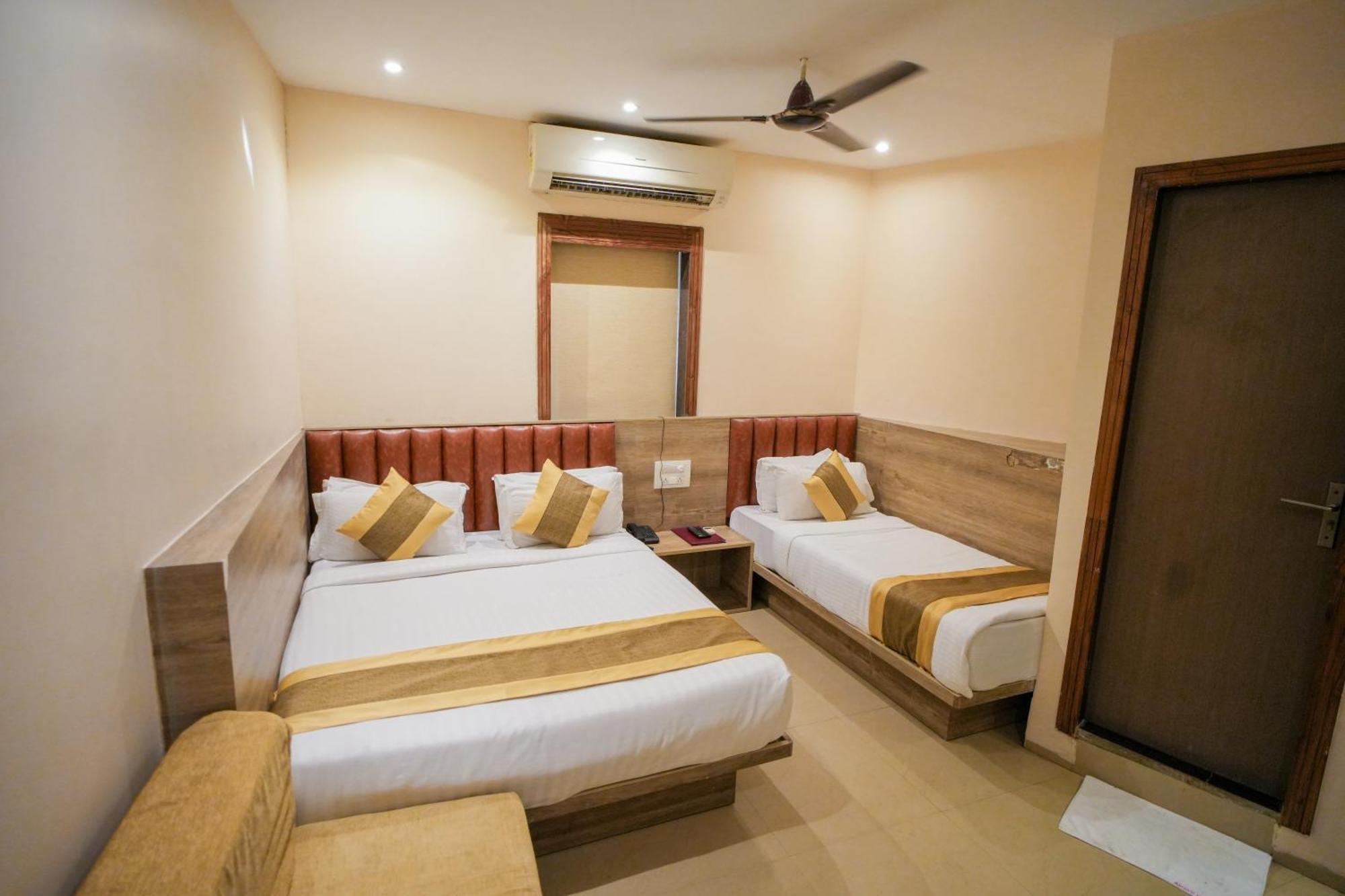 Hotel Skylink Hospitality Mahalaxmi Bombay Eksteriør billede