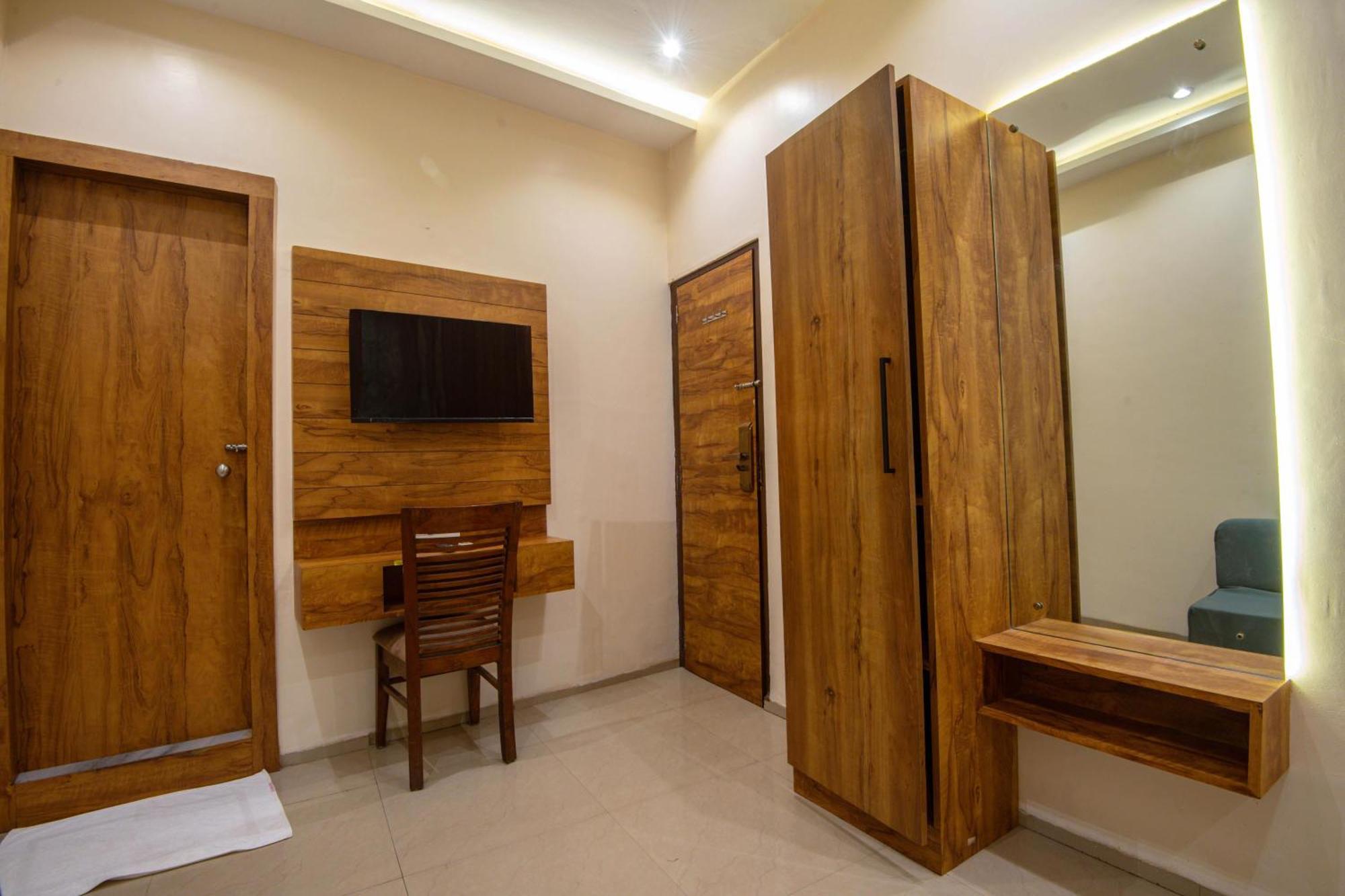 Hotel Skylink Hospitality Mahalaxmi Bombay Eksteriør billede