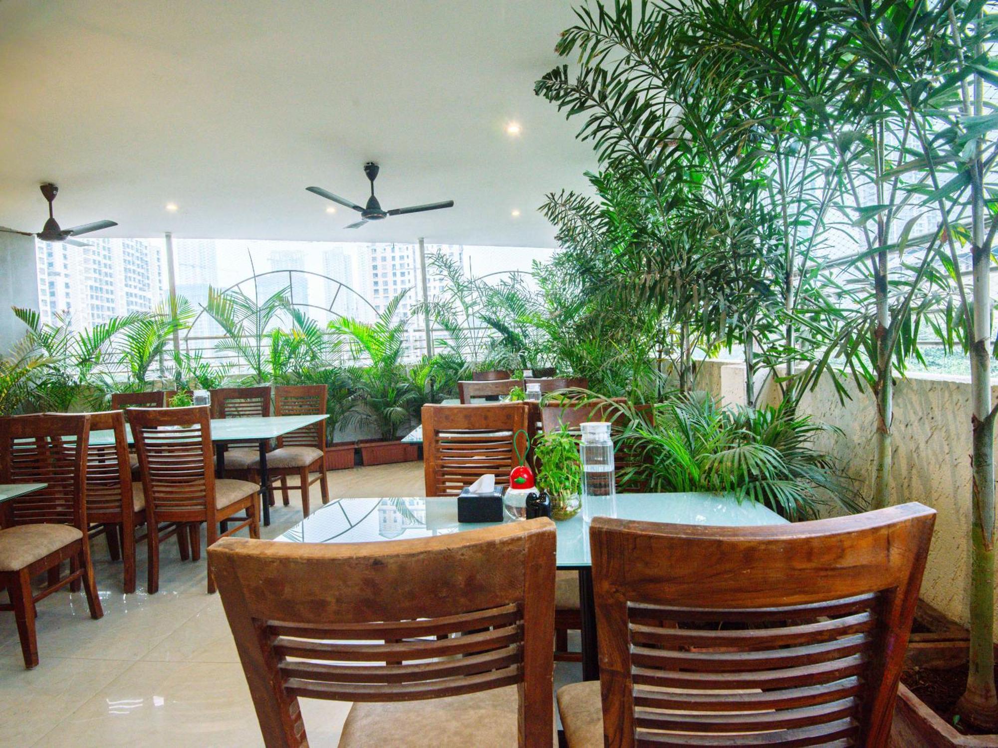 Hotel Skylink Hospitality Mahalaxmi Bombay Eksteriør billede